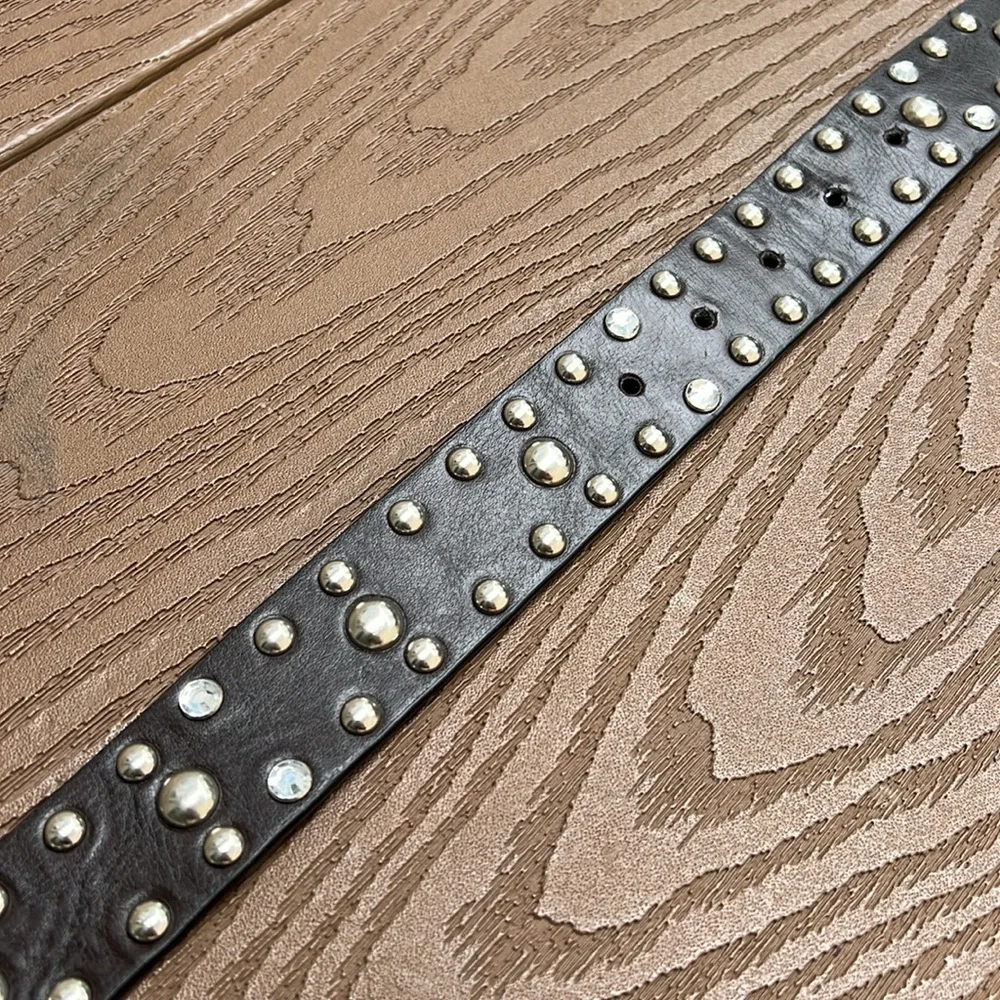 Target child’s dark brown leather silver studded rhinestone belt SZ 10/12